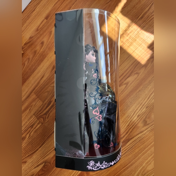 ✅ Ships Today ✅ Monster High Draculaura Vampire Heart - NIB - Picture 8 of 11
